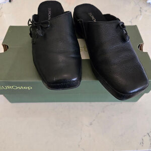 Women's Eurostep Black Demure Mules Size 7